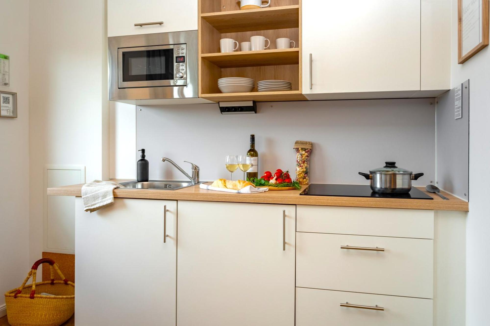 Aparthotel an Sankt Marien Stralsund Buitenkant foto